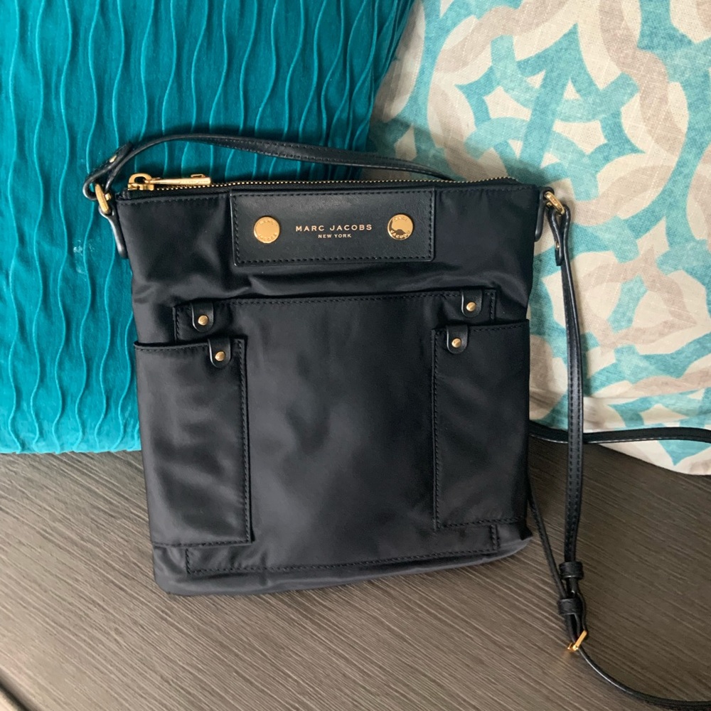 Marc Jacobs cross body - nylon fabric.